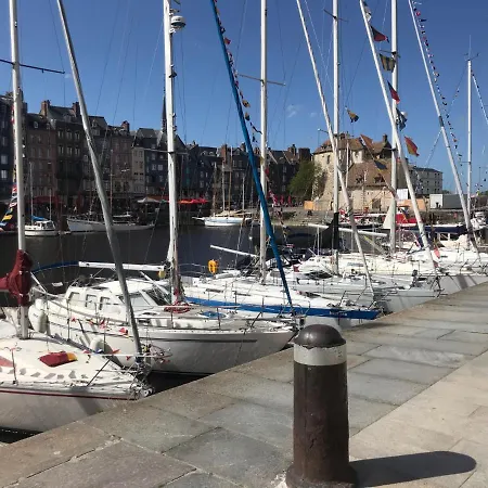 Cosy Place Sainte Catherine Apartamento *